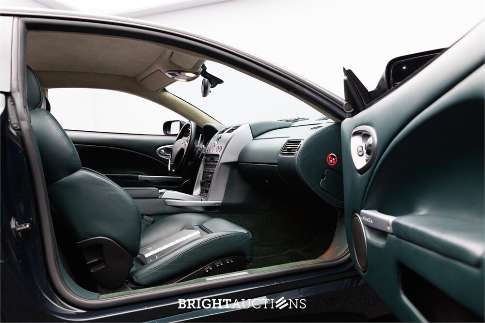 Aston Martin Vanquish 5.9 V12 469pk 2001, 83-RX-FJ