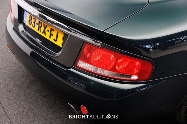 Aston Martin Vanquish 5.9 V12 469pk 2001, 83-RX-FJ