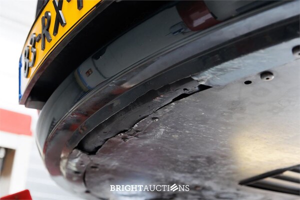Aston Martin Vanquish 5.9 V12 469pk 2001, 83-RX-FJ