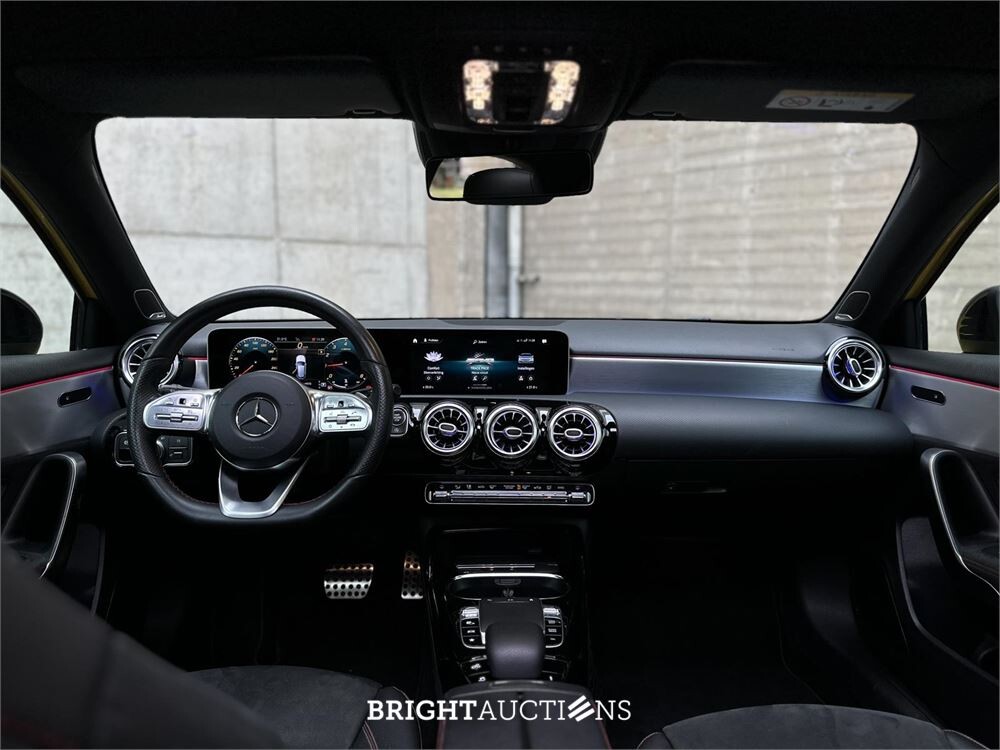 Mercedes-Benz A35 AMG Speedshift 4MATIC Edition 1 306pk 2019 A-klasse (Akrapovič), H-840-NR