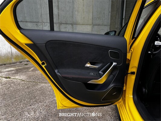 Mercedes-Benz A35 AMG Speedshift 4MATIC Edition 1 306pk 2019 A-klasse (Akrapovič), H-840-NR