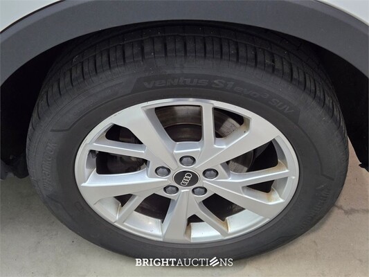 Audi Q3 45 e Advanced edition TFSI 266pk 2022 (Origineel-NL), R-270-FF