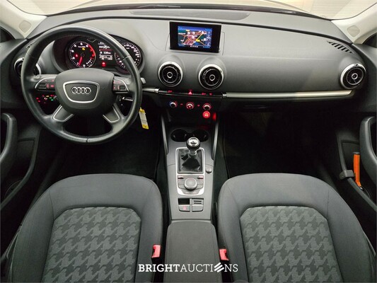 Audi A3 Sportback Attraction Pro Line 1.4 TFSI 125pk 2015 (Origineel-NL), 9-ZHS-62