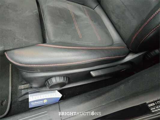 Mercedes-Benz CLA180 Premium Plus 136pk 2020 CLA-Klasse, P-024-JF