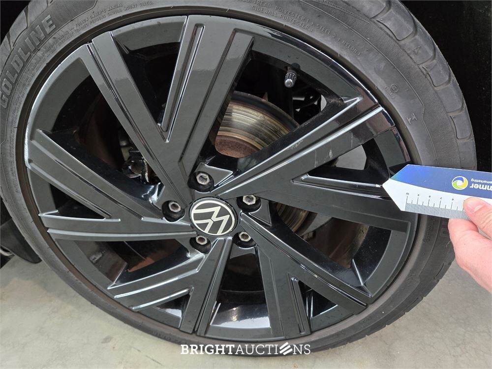 Volkswagen Golf eTSI R-Line 1.5 150pk 2020, K-312-TF
