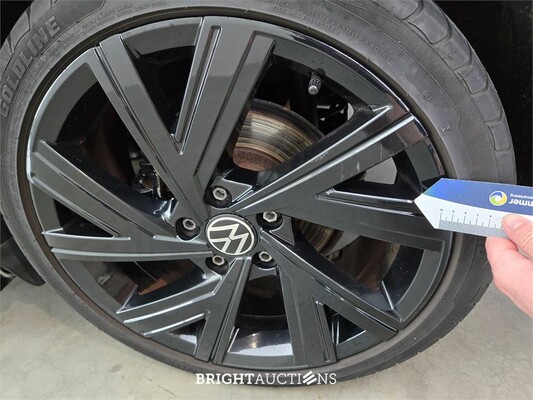 Volkswagen Golf eTSI R-Line 1.5 150pk 2020, K-312-TF