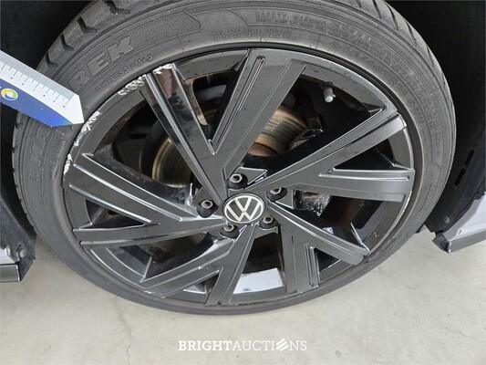 Volkswagen Golf eTSI R-Line 1.5 150pk 2020, K-312-TF