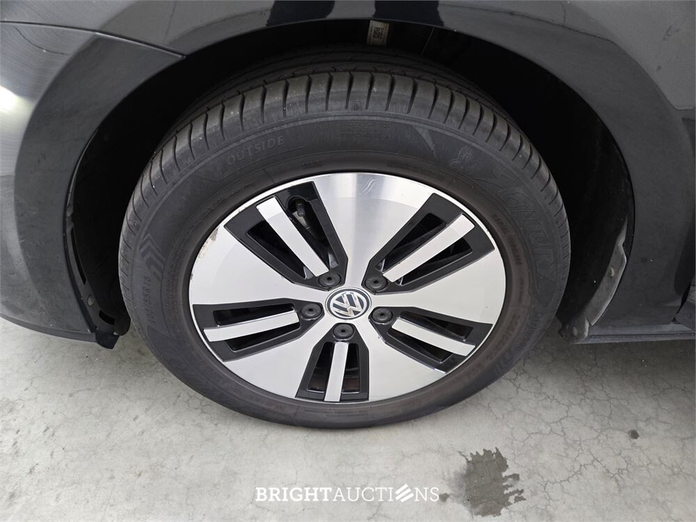 Volkswagen Golf e- e 136pk 2018 (Origineel-NL), TX-203-J