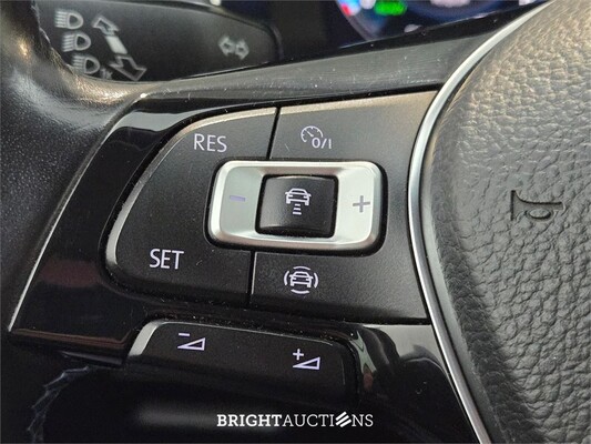 Volkswagen Golf e- e 136pk 2018 (Origineel-NL), TX-203-J