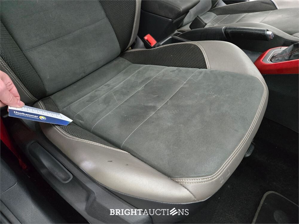 Volkswagen Polo GTI 2.0 TSI 200pk 2019, N-154-JK