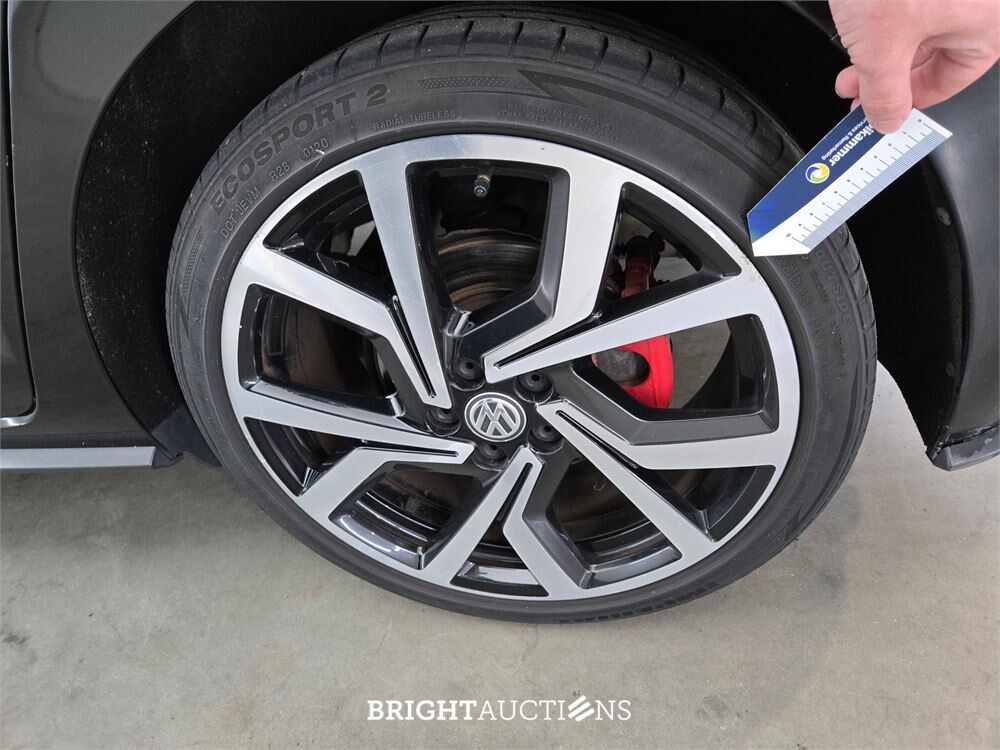 Volkswagen Polo GTI 2.0 TSI 200pk 2019, N-154-JK