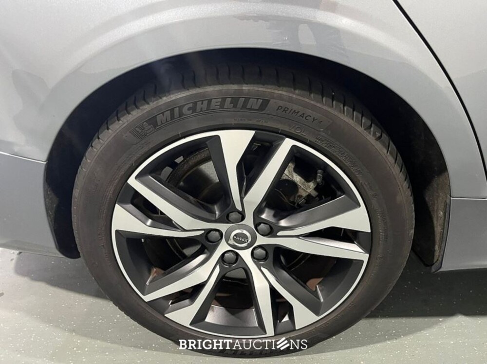 Volvo S60 Recharge T8 R-Design 2.0 AWD 392pk 2021 (Origineel-NL), L-726-VX