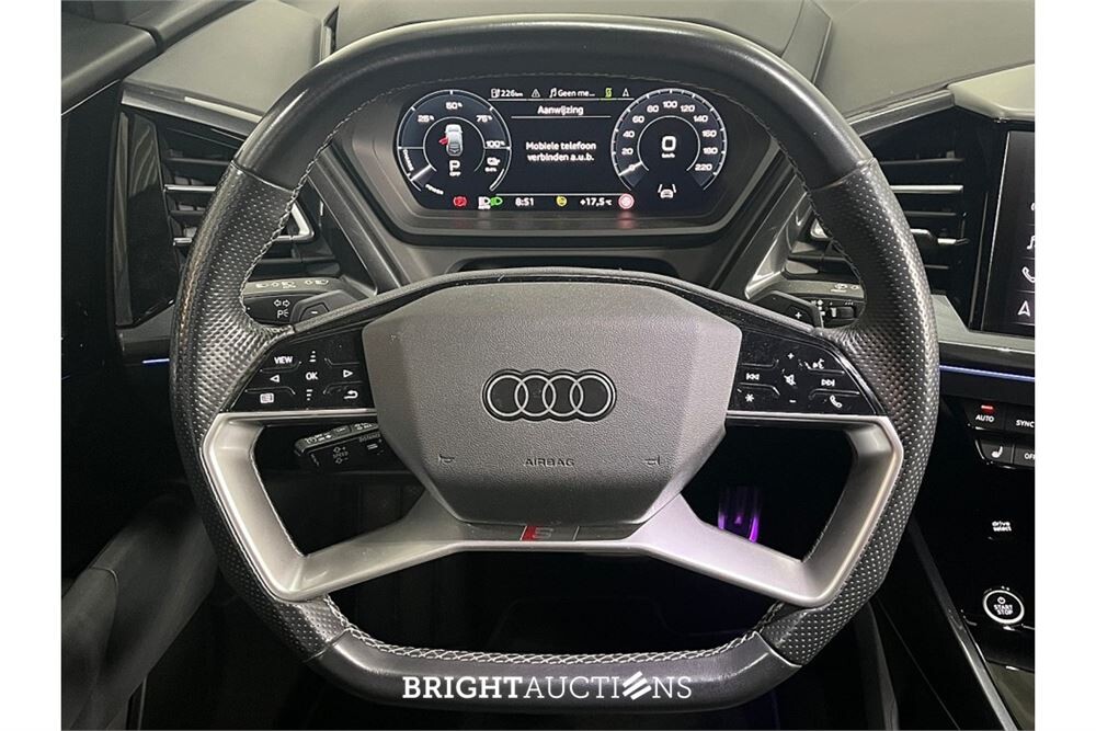 Audi Q4 40 S edition 77 kWh 2022 (Origineel-NL), S-937-BF