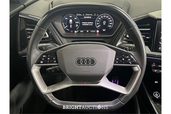 Audi Q4 40 S edition 77 kWh 2022 (Origineel-NL), S-937-BF
