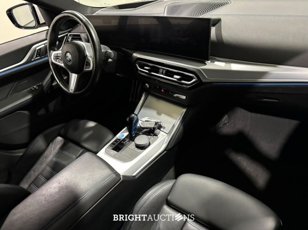 BMW i4 eDrive40 High Executive M-pakket 84 kWh 340pk 2022 (Origineel-NL), R-620-FS