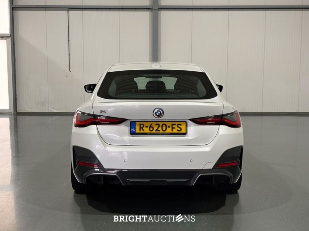 BMW i4 eDrive40 High Executive M-pakket 84 kWh 340pk 2022 (Origineel-NL), R-620-FS