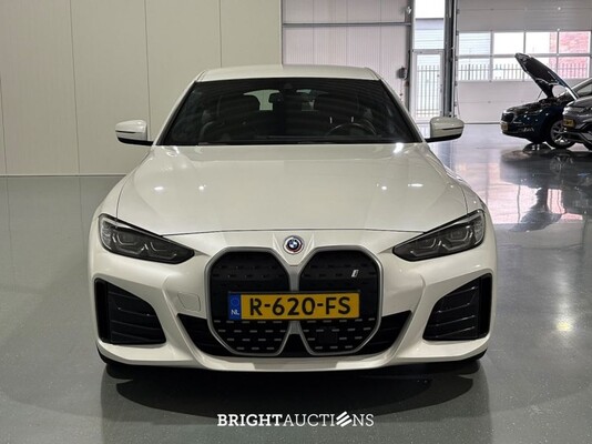 BMW i4 eDrive40 High Executive M-pakket 84 kWh 340pk 2022 (Origineel-NL), R-620-FS