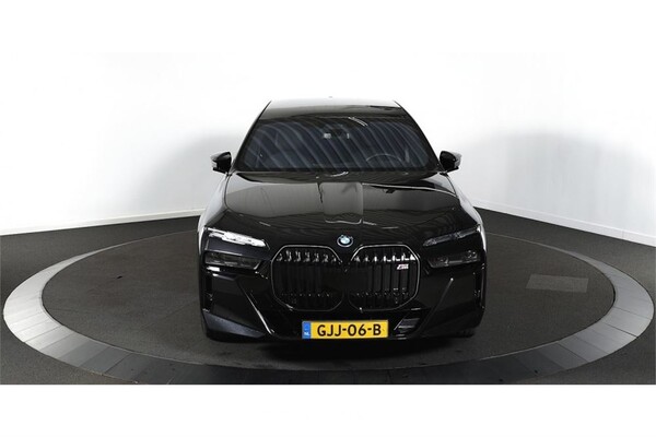 BMW i7 M70 xDrive 106 kWh 2024 (Origineel-NL), GJJ-06-B
