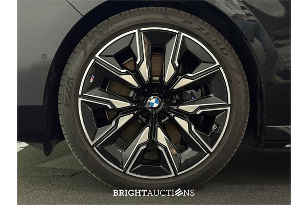 BMW i7 M70 xDrive 106 kWh 2024 (Origineel-NL), GJJ-06-B