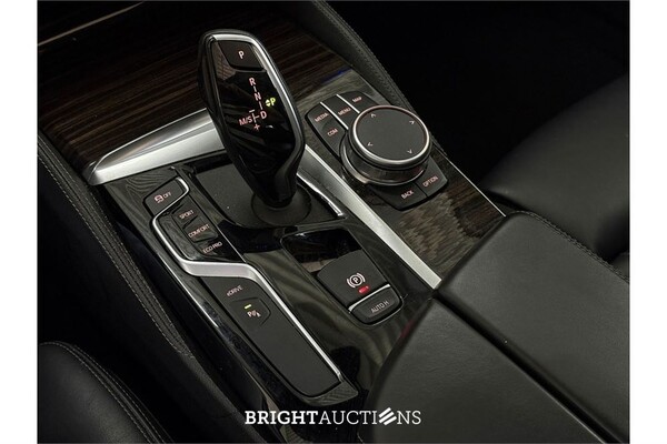 BMW 530e iPerformance eDrive Edition 296pk 2021 (Origineel-NL) 5-Serie, K-207-JG