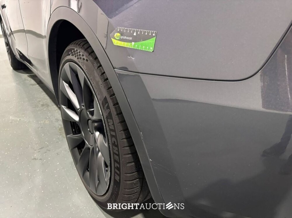Tesla Model Y RWD 58 kWh 238pk 2023 (Origineel-NL), S-167-PJ