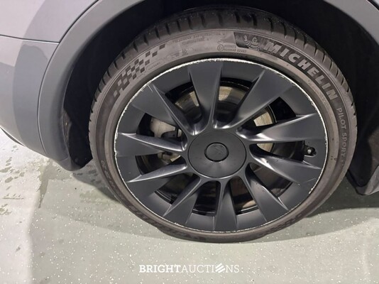 Tesla Model Y RWD 58 kWh 238pk 2023 (Origineel-NL), S-167-PJ