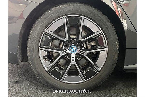 BMW i4 eDrive40 High Executive 84 kWh 2023 (Origineel-NL), T-695-BB