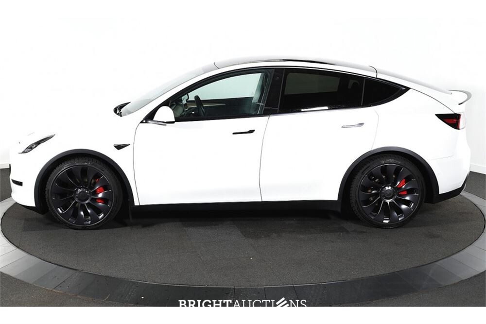 Tesla Model Y Performance AWD 75 kWh 2022, GPF-24-K