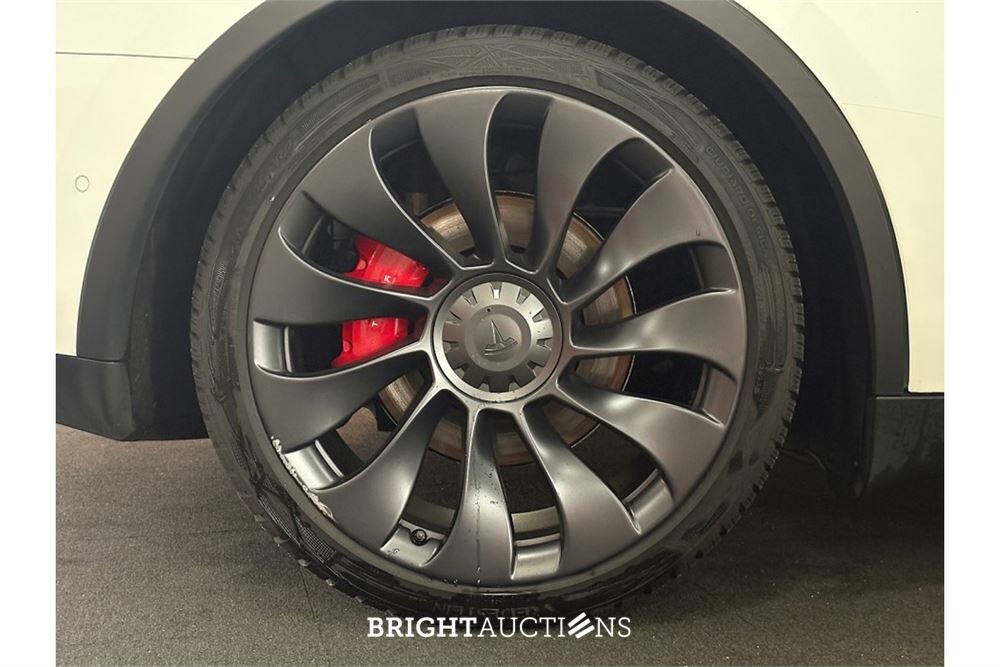 Tesla Model Y Performance AWD 75 kWh 2022, GPF-24-K