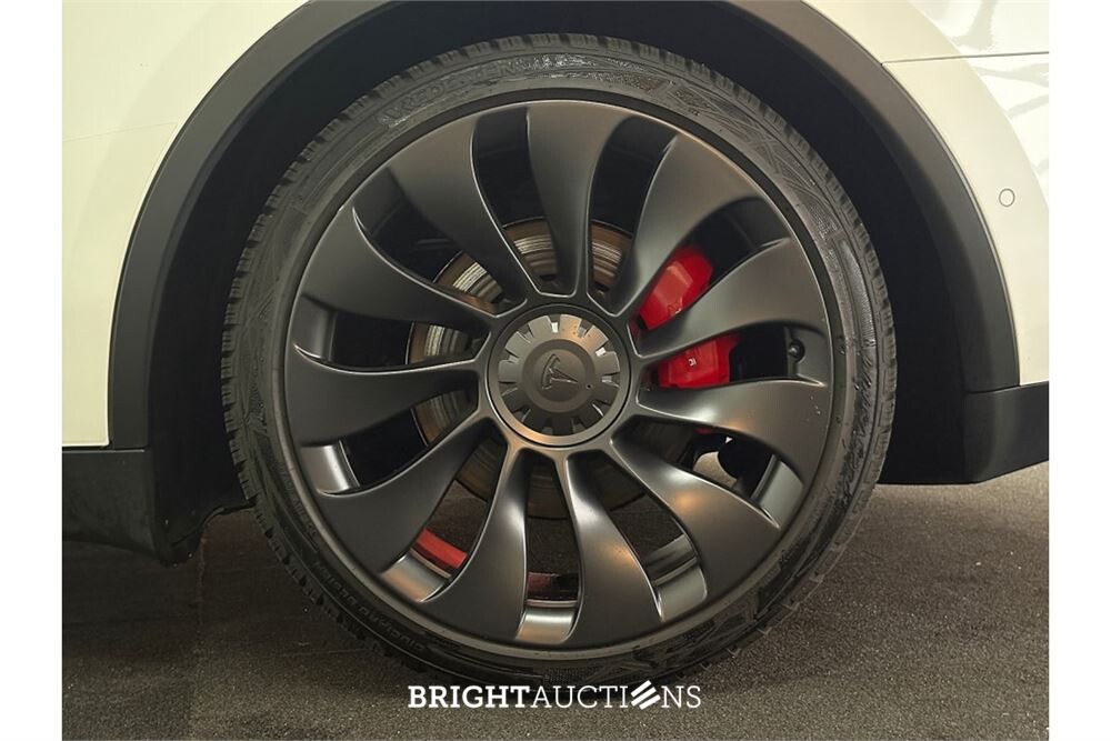 Tesla Model Y Performance AWD 75 kWh 2022, GPF-24-K