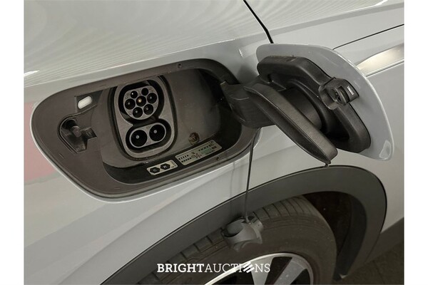 Volkswagen ID.4 Business 77 kWh 2021 (Origineel-NL), L-892-XL