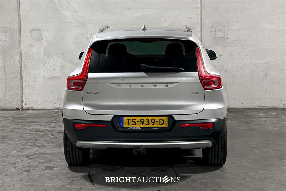 Volvo XC40 1.5 T3 Momentum 156pk 2018 (Origineel-NL), TS-939-D