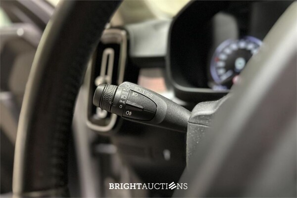 Volvo XC40 1.5 T3 Momentum 156pk 2018 (Origineel-NL), TS-939-D