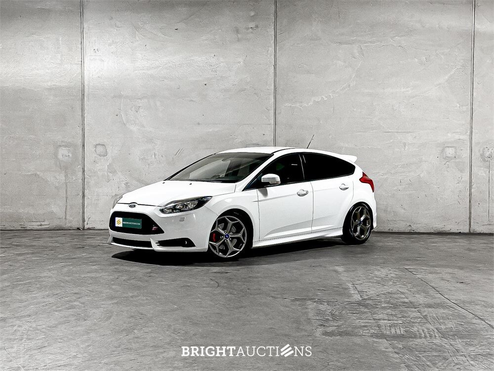 Ford Focus 2.0 EcoBoost ST-2 250pk 2013, G-282-BN