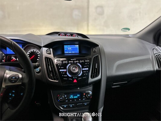 Ford Focus 2.0 EcoBoost ST-2 250pk 2013, G-282-BN