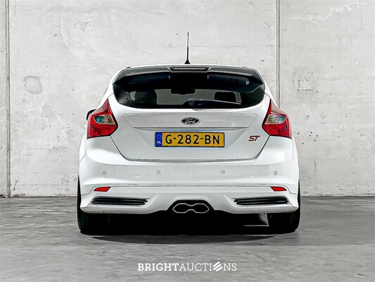 Ford Focus 2.0 EcoBoost ST-2 250pk 2013, G-282-BN