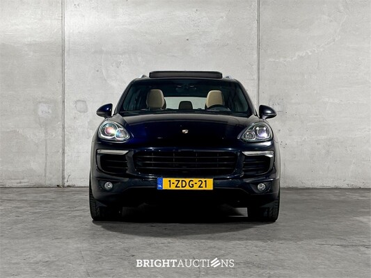 2014 Porsche Cayenne 3.0 V6 S E-Hybrid 416pk (Original-NL), 1-ZDG-21