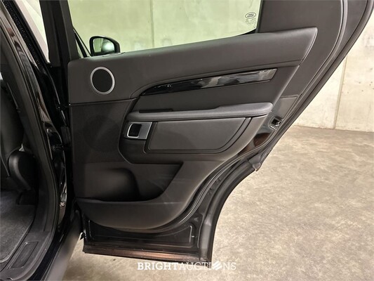 Land Rover Discovery 3.0 Td6 HSE Luxury 258pk 2018 7-persoons, T-774-BK