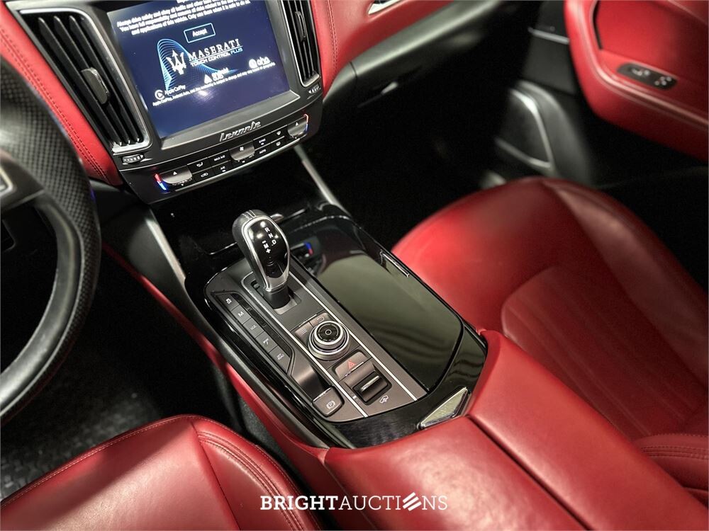 Maserati Levante GranSport 3.0 V6 349pk 2017