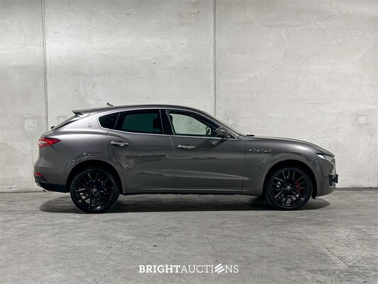 Maserati Levante GranSport 3.0 V6 349pk 2017