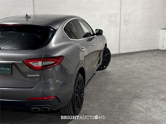 Maserati Levante GranSport 3.0 V6 349pk 2017