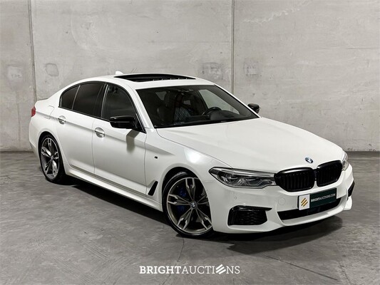 BMW M550i xDrive High Executive 462pk 2018 5-serie, KKP-44-R