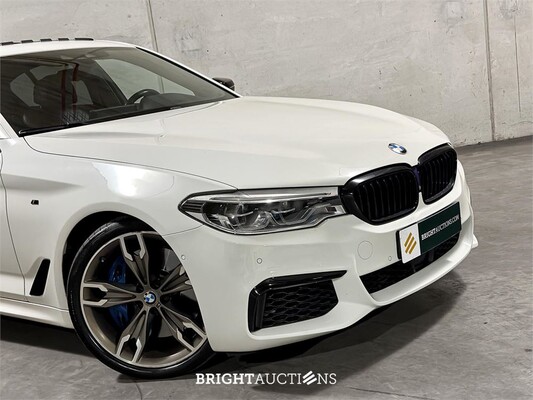 BMW M550i xDrive High Executive 462pk 2018 5-serie, KKP-44-R