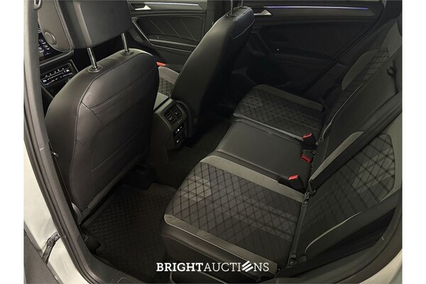 Volkswagen Tiguan R-Line Business 1.5 TSI DSG 149pk 2022 (Origineel-NL), R-076-SJ
