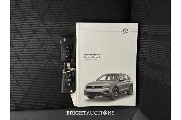 Volkswagen Tiguan R-Line Business 1.5 TSI DSG 149pk 2022 (Origineel-NL), R-076-SJ