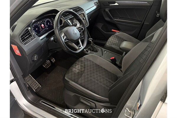 Volkswagen Tiguan R-Line Business 1.5 TSI DSG 149pk 2022 (Origineel-NL), R-076-SJ