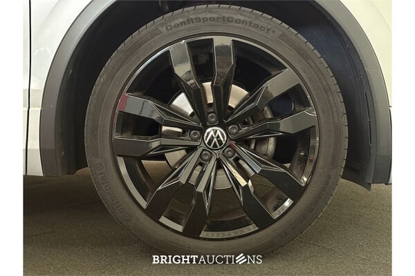 Volkswagen Tiguan R-Line Business 1.5 TSI DSG 149pk 2022 (Origineel-NL), R-076-SJ