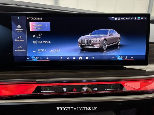 BMW 740d xDrive 7 Serie Full Option! 286pk 2025 (Origineel-NL) 7-Serie, HSN-33-V