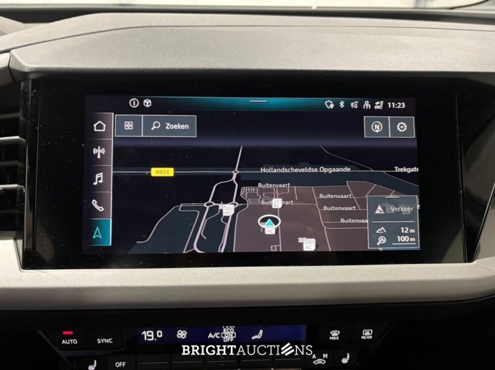 Audi Q4 40 Launch edition 77 kWh 204pk 2022 (Origineel-NL), P-005-KH