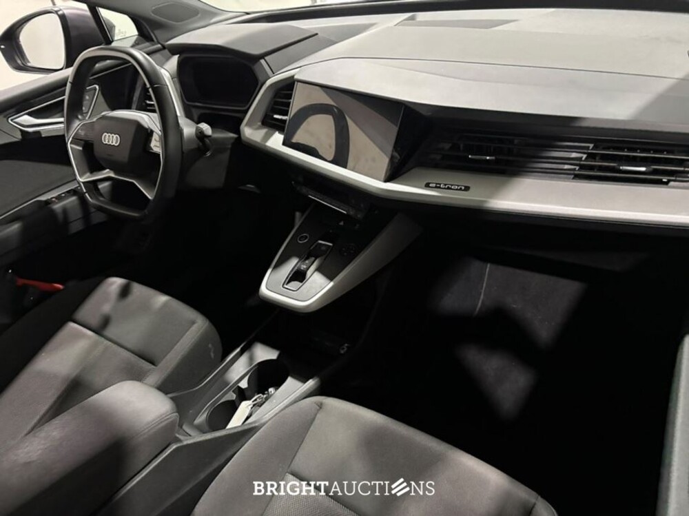 Audi Q4 40 Launch edition 77 kWh 204pk 2022 (Origineel-NL), P-005-KH
